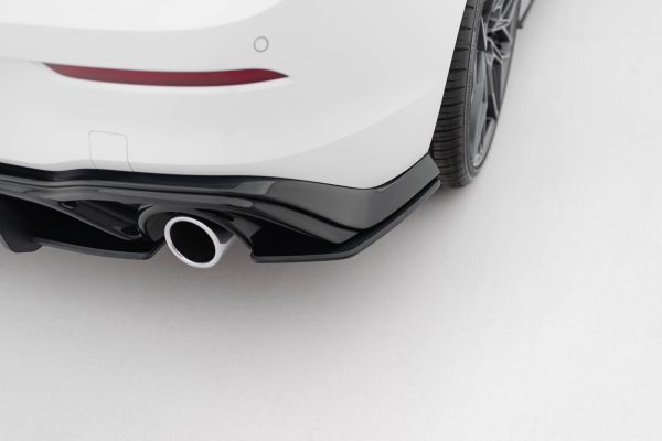 Volkswagen Golf GTI Mk8 - Splitters laterais traseiros STREET PRO V.1 | VWGO8GTICNC-RSD2B | Produto Maxton Design distribuído por Unicartuning. Volkswagen Golf GTI Mk8 - Splitters laterais traseiros STREET PRO V.1 | VWGO8GTICNC-RSD2B | Produto Maxton Design distribuído por Unicartuning.