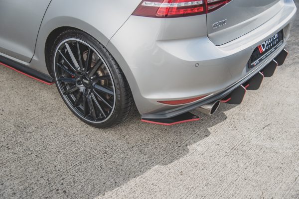 Volkswagen Golf 7 GTI - Splitters laterais traseiros STREET PRO V.2 | VWGO7GTICNC-RSD2B | Produto Maxton Design distribuído por Unicartuning. Volkswagen Golf 7 GTI - Splitters laterais traseiros STREET PRO V.2 | VWGO7GTICNC-RSD2B | Produto Maxton Design distribuído por Unicartuning.