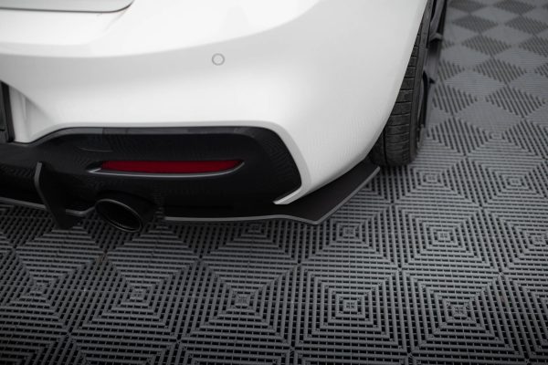 BMW 1 F20 Pack M M140i - Splitters laterais traseiros STREET PRO V.2 | BM1F20FMCNC-RSD2BRB | Produto Maxton Design distribuído por Unicartuning.
