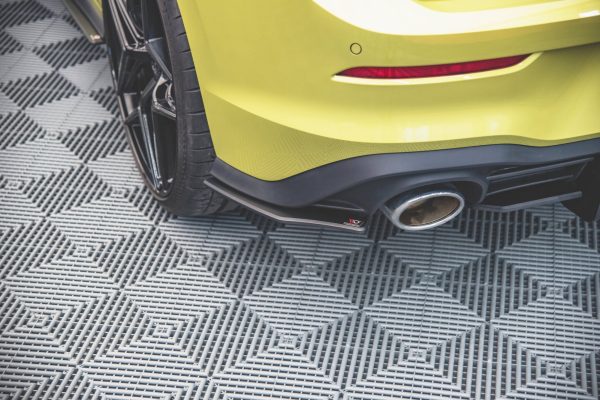 Volkswagen Golf GTI ClubSport Mk8 (facelift) - Splitters laterais traseiros STREET PRO | VWGO8GTICSCNC-RSD1BRB | Produto Maxton Design distribuído por Unicartuning.