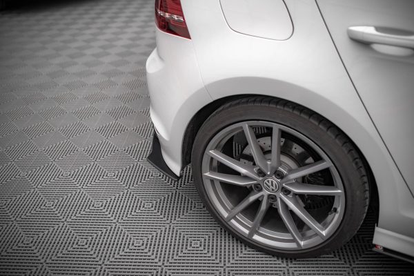 Volkswagen Golf R Mk7 - Splitters laterais traseiros STREET PRO | VWGO7RCNC-RSD1B | Produto Maxton Design distribuído por Unicartuning. Volkswagen Golf R Mk7 - Splitters laterais traseiros STREET PRO | VWGO7RCNC-RSD1B | Produto Maxton Design distribuído por Unicartuning.