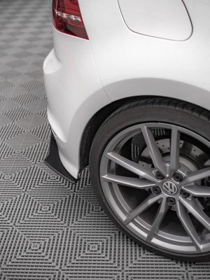 Volkswagen Golf R Mk7 - Splitters laterais traseiros STREET PRO | VWGO7RCNC-RSD1BRB | Produto Maxton Design distribuído por Unicartuning.