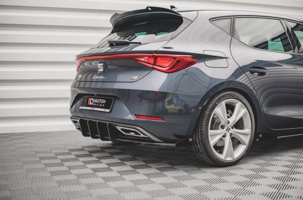 Seat Leon FR Hatchback Mk4 - Difusor STREET PRO + Splitters | SELE4FRCNC-RS1B+BRBI+RSF1G | Produto Maxton Design distribuído por Unicartuning.