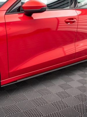 Audi A3 8Y - Lâminas para Embaladeiras STREET PRO | AUA38YCNC-SD1B | Produto Maxton Design distribuído por Unicartuning.