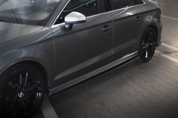 Audi S3 / A3 S-Line Sedan 8V - Lâminas para Embaladeiras STREET PRO | AUS33SCNC-SD1BRB | Produto Maxton Design distribuído por Unicartuning. Audi S3 / A3 S-Line Sedan 8V - Lâminas para Embaladeiras STREET PRO | AUS33SCNC-SD1BRB | Produto Maxton Design distribuído por Unicartuning.