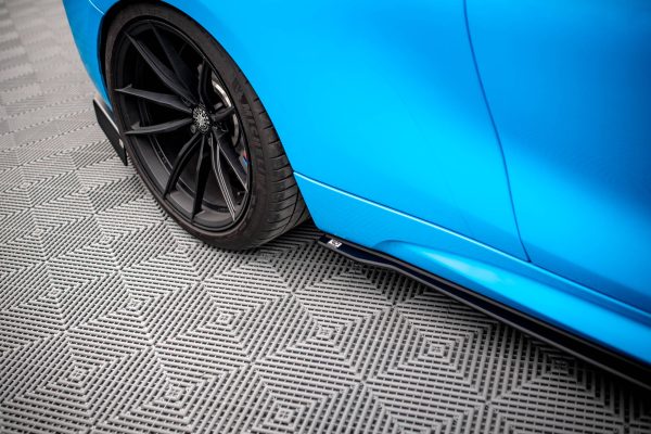 BMW M2 F87 - Lâminas para Embaladeiras STREET PRO | BM287MCOMPCNC-SD1B | Produto Maxton Design distribuído por Unicartuning. BMW M2 F87 - Lâminas para Embaladeiras STREET PRO | BM287MCOMPCNC-SD1B | Produto Maxton Design distribuído por Unicartuning.