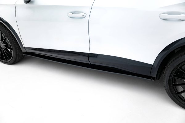 Cupra Formentor Mk1 - Lâminas para Embaladeiras STREET PRO | CUFO1CNC-SD1B | Produto Maxton Design distribuído por Unicartuning. Cupra Formentor Mk1 - Lâminas para Embaladeiras STREET PRO | CUFO1CNC-SD1B | Produto Maxton Design distribuído por Unicartuning.