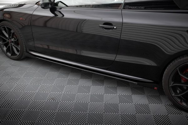 Audi A5 / A5 S-Line / S5 Coupé / Cabrio 8T / 8T (facelift) - Lâminas para Embaladeiras STREET PRO + Splitters | AUS51CNC-SD1B+SF1G | Produto Maxton Design distribuído por Unicartuning. Audi A5 / A5 S-Line / S5 Coupé / Cabrio 8T / 8T (facelift) - Lâminas para Embaladeiras STREET PRO + Splitters | AUS51CNC-SD1B+SF1G | Produto Maxton Design distribuído por Unicartuning.