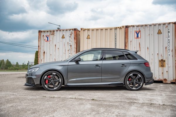 Audi RS3 8V Sportback - Lâminas para Embaladeiras STREET PRO + Splitters | AURS38VCNC-SD2BRB+SRF1G | Produto Maxton Design distribuído por Unicartuning.