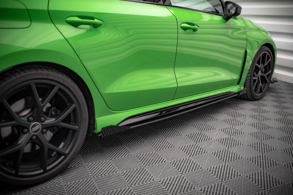 Audi RS3 Sedan 8Y - Lâminas para Embaladeiras STREET PRO + Splitters | AURS38YSCNC-SD1B+SF1G | Produto Maxton Design distribuído por Unicartuning.