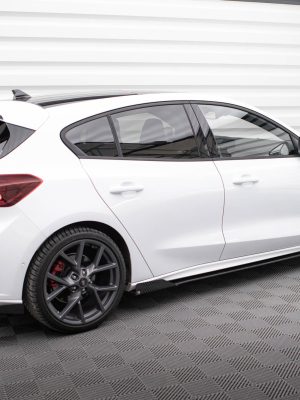 Ford Focus ST / ST-line Mk4 - Lâminas para Embaladeiras STREET PRO + Splitters | FOFO4STCNC-SD1BRB+SRF1G | Produto Maxton Design distribuído por Unicartuning. Ford Focus ST / ST-line Mk4 - Lâminas para Embaladeiras STREET PRO + Splitters | FOFO4STCNC-SD1BRB+SRF1G | Produto Maxton Design distribuído por Unicartuning.
