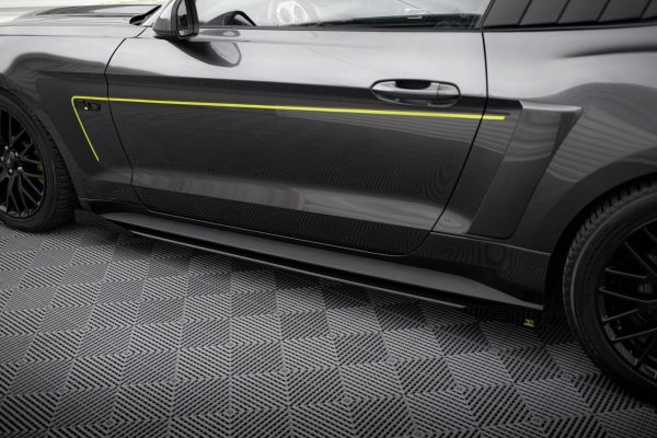 Ford Mustang GT Mk6 - Lâminas para Embaladeiras STREET PRO + Splitters | FOMU6GTCNC-SD1BRB+SF1G | Produto Maxton Design distribuído por Unicartuning. Ford Mustang GT Mk6 - Lâminas para Embaladeiras STREET PRO + Splitters | FOMU6GTCNC-SD1BRB+SF1G | Produto Maxton Design distribuído por Unicartuning.