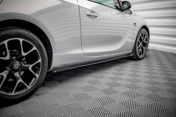 Opel Astra GTC OPC-line J - Lâminas para Embaladeiras STREET PRO + Splitters | OPASJGTCOPCLINECNC-SD1B+SF1G | Produto Maxton Design distribuído por Unicartuning. Opel Astra GTC OPC-line J - Lâminas para Embaladeiras STREET PRO + Splitters | OPASJGTCOPCLINECNC-SD1B+SF1G | Produto Maxton Design distribuído por Unicartuning.