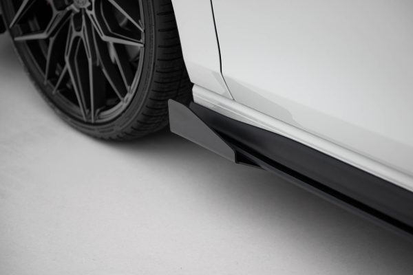 Volkswagen Golf GTI ClubSport Mk8 (facelift) - Lâminas para Embaladeiras STREET PRO + Splitters | VWGO8GTICNC-SD1B+SRF1G | Produto Maxton Design distribuído por Unicartuning. Volkswagen Golf GTI ClubSport Mk8 (facelift) - Lâminas para Embaladeiras STREET PRO + Splitters | VWGO8GTICNC-SD1B+SRF1G | Produto Maxton Design distribuído por Unicartuning.