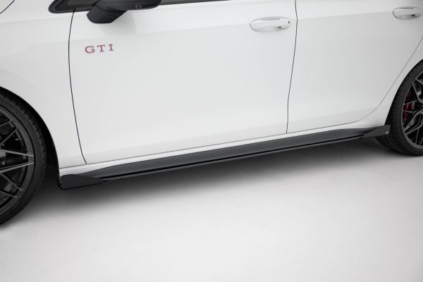 Volkswagen Golf GTI ClubSport Mk8 (facelift) - Lâminas para Embaladeiras STREET PRO + Splitters | VWGO8GTICNC-SD1BRB+SRF1G | Produto Maxton Design distribuído por Unicartuning. Volkswagen Golf GTI ClubSport Mk8 (facelift) - Lâminas para Embaladeiras STREET PRO + Splitters | VWGO8GTICNC-SD1BRB+SRF1G | Produto Maxton Design distribuído por Unicartuning.