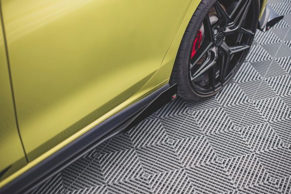 Volkswagen Golf GTI ClubSport Mk8 (facelift) - Lâminas para Embaladeiras STREET PRO + Splitters | VWGO8GTICNC-SD1BRB+SRF1G | Produto Maxton Design distribuído por Unicartuning. Volkswagen Golf GTI ClubSport Mk8 (facelift) - Lâminas para Embaladeiras STREET PRO + Splitters | VWGO8GTICNC-SD1BRB+SRF1G | Produto Maxton Design distribuído por Unicartuning.
