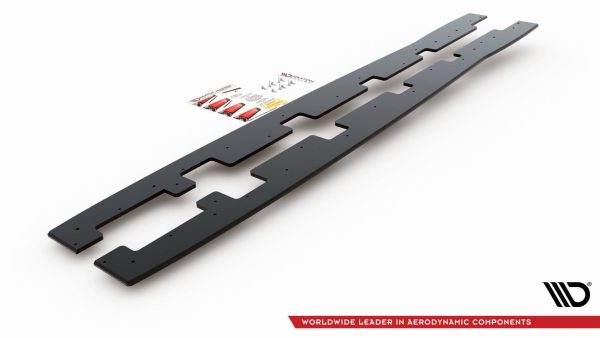 Ford Focus RS Mk3 - Lâminas para Embaladeiras STREET PRO | FOFO3RSCNC-SD1B | Produto Maxton Design distribuído por Unicartuning.