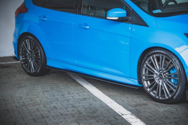 Ford Focus RS Mk3 - Lâminas para Embaladeiras STREET PRO | FOFO3RSCNC-SD1B | Produto Maxton Design distribuído por Unicartuning.