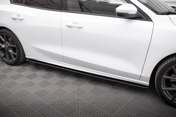 Ford Focus ST / ST-line Mk4 - Lâminas para Embaladeiras STREET PRO | FOFO4STCNC-SD1B | Produto Maxton Design distribuído por Unicartuning.