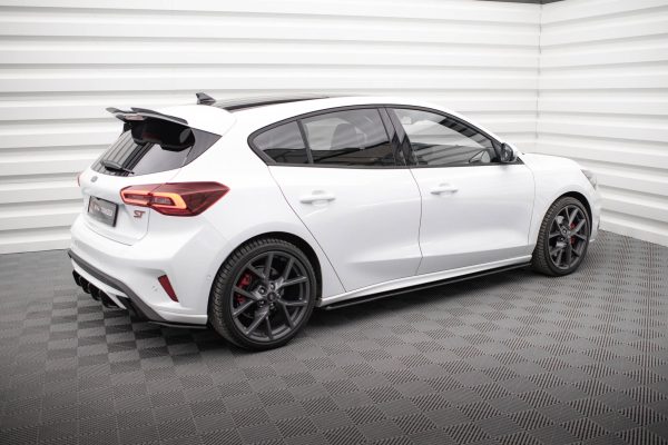 Ford Focus ST / ST-line Mk4 - Lâminas para Embaladeiras STREET PRO | FOFO4STCNC-SD1B | Produto Maxton Design distribuído por Unicartuning.