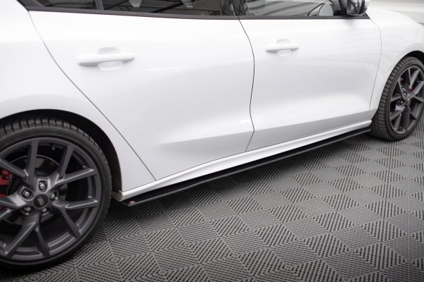Ford Focus ST / ST-line Mk4 - Lâminas para Embaladeiras STREET PRO | FOFO4STCNC-SD1B | Produto Maxton Design distribuído por Unicartuning.