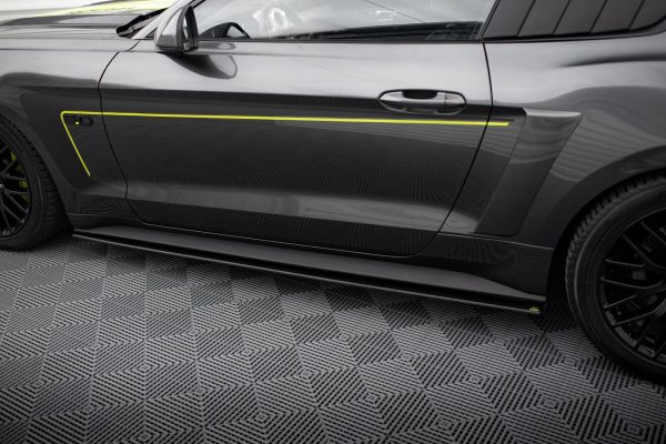 Ford Mustang GT Mk6 - Lâminas para Embaladeiras STREET PRO | FOMU6GTCNC-SD1BRB | Produto Maxton Design distribuído por Unicartuning. Ford Mustang GT Mk6 - Lâminas para Embaladeiras STREET PRO | FOMU6GTCNC-SD1BRB | Produto Maxton Design distribuído por Unicartuning.