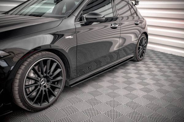 Mercedes-Benz A35 AMG / AMG-line Aero Pack W177 - Lâminas para Embaladeiras STREET PRO | MEA17735CNC-SD1BRB | Produto Maxton Design distribuído por Unicartuning.