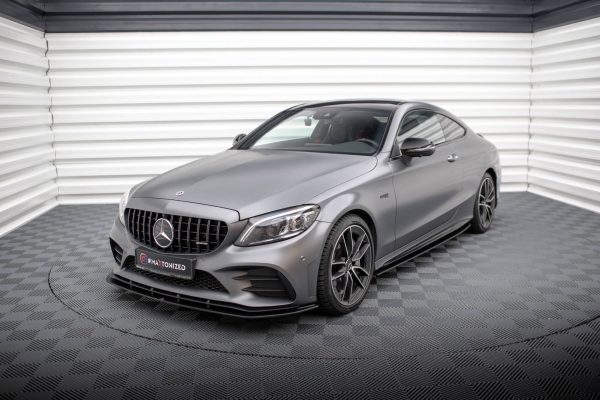 Mercedes-AMG C43 Coupé / Cabrio C205 (facelift) / A205 (facelift) - Lâminas para Embaladeiras STREET PRO | MEC205F43CCNC-SD1B | Produto Maxton Design distribuído por Unicartuning. Mercedes-AMG C43 Coupé / Cabrio C205 (facelift) / A205 (facelift) - Lâminas para Embaladeiras STREET PRO | MEC205F43CCNC-SD1B | Produto Maxton Design distribuído por Unicartuning.