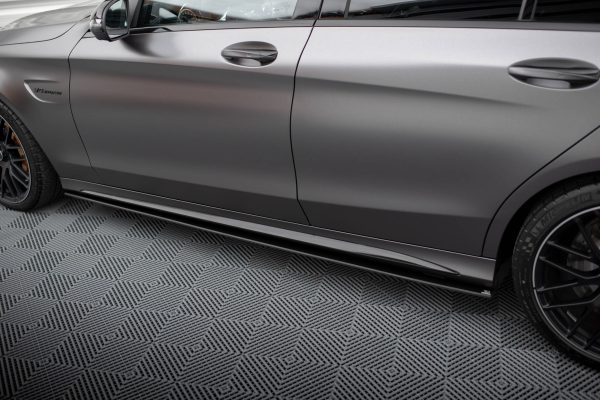 Mercedes-AMG C63 Sedan / Estate W205 (facelift) - Lâminas para Embaladeiras STREET PRO | MEC205F63CNC-SD1BRB | Produto Maxton Design distribuído por Unicartuning. Mercedes-AMG C63 Sedan / Estate W205 (facelift) - Lâminas para Embaladeiras STREET PRO | MEC205F63CNC-SD1BRB | Produto Maxton Design distribuído por Unicartuning.