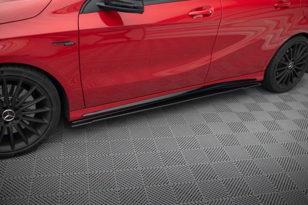Mercedes-Benz A45 AMG W176 (facelift) - Lâminas para Embaladeiras STREET PRO | MEA176FAEROCNC-SD1B | Produto Maxton Design distribuído por Unicartuning. Mercedes-Benz A45 AMG W176 (facelift) - Lâminas para Embaladeiras STREET PRO | MEA176FAEROCNC-SD1B | Produto Maxton Design distribuído por Unicartuning.