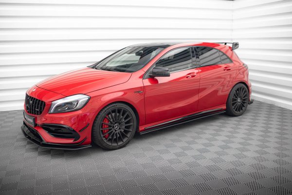 Mercedes-Benz A45 AMG W176 (facelift) - Lâminas para Embaladeiras STREET PRO | MEA176FAEROCNC-SD1B | Produto Maxton Design distribuído por Unicartuning. Mercedes-Benz A45 AMG W176 (facelift) - Lâminas para Embaladeiras STREET PRO | MEA176FAEROCNC-SD1B | Produto Maxton Design distribuído por Unicartuning.