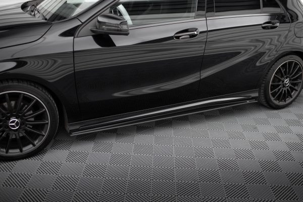 Mercedes-Benz Classe A AMG-line W176 (facelift) - Lâminas para Embaladeiras STREET PRO | MEA176FAMGLINECNC-SD1BRB | Produto Maxton Design distribuído por Unicartuning. Mercedes-Benz Classe A AMG-line W176 (facelift) - Lâminas para Embaladeiras STREET PRO | MEA176FAMGLINECNC-SD1BRB | Produto Maxton Design distribuído por Unicartuning.