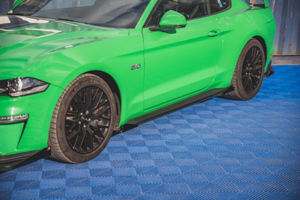 Ford Mustang GT Mk6 (facelift) - Lâminas para Embaladeiras STREET PRO V.1 + Splitters | FOMU6FGTCNC-SD1B+SRF1G | Produto Maxton Design distribuído por Unicartuning. Ford Mustang GT Mk6 (facelift) - Lâminas para Embaladeiras STREET PRO V.1 + Splitters | FOMU6FGTCNC-SD1B+SRF1G | Produto Maxton Design distribuído por Unicartuning.