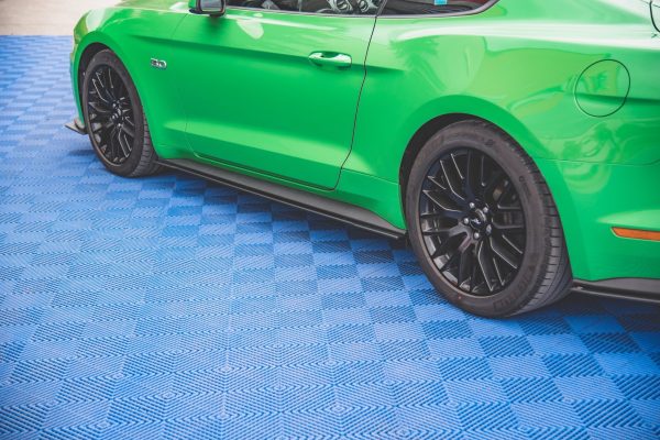 Ford Mustang GT Mk6 (facelift) - Lâminas para Embaladeiras STREET PRO V.1 | FOMU6FGTCNC-SD1BRB | Produto Maxton Design distribuído por Unicartuning. Ford Mustang GT Mk6 (facelift) - Lâminas para Embaladeiras STREET PRO V.1 | FOMU6FGTCNC-SD1BRB | Produto Maxton Design distribuído por Unicartuning.