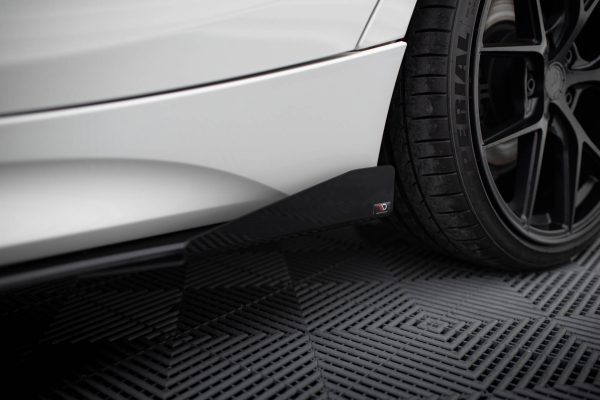 BMW 1 F20 M135i / M140i / Pack M - Lâminas para Embaladeiras STREET PRO V.2 + Splitters | BM1F20FMCNC-SD2BRB+SRF1G | Produto Maxton Design distribuído por Unicartuning.