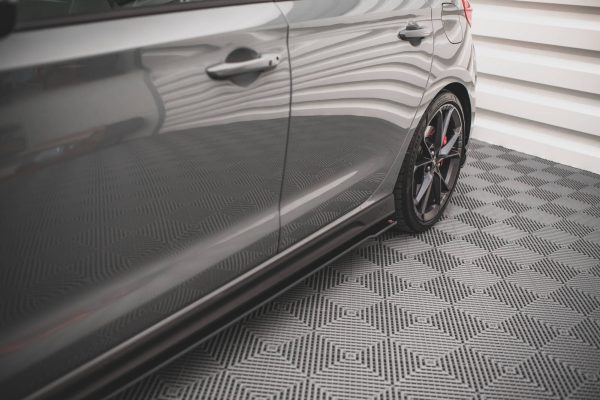 Hyundai I30 N / I30 N-line Hatchback/fastback Mk3 (facelift) - Lâminas para Embaladeiras STREET PRO V.2 | HYI303FNCNC-SD1BRB | Produto Maxton Design distribuído por Unicartuning. Hyundai I30 N / I30 N-line Hatchback/fastback Mk3 (facelift) - Lâminas para Embaladeiras STREET PRO V.2 | HYI303FNCNC-SD1BRB | Produto Maxton Design distribuído por Unicartuning.