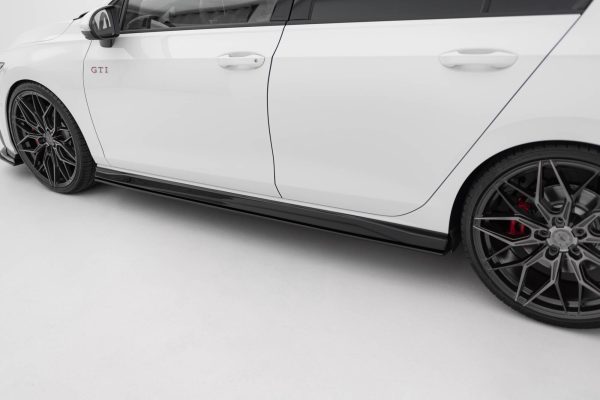 Volkswagen Golf GTI ClubSport Mk8 (facelift) - Lâminas para Embaladeiras STREET PRO V.2 | VWGO8FGTICNC-SD2BRB | Produto Maxton Design distribuído por Unicartuning. Volkswagen Golf GTI ClubSport Mk8 (facelift) - Lâminas para Embaladeiras STREET PRO V.2 | VWGO8FGTICNC-SD2BRB | Produto Maxton Design distribuído por Unicartuning.