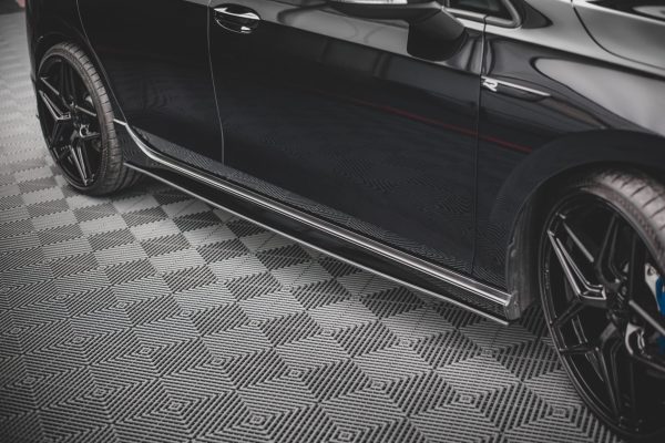 Volkswagen Golf R Mk8 - Lâminas para Embaladeiras STREET PRO | VWGO8RCNC-SD1B | Produto Maxton Design distribuído por Unicartuning.