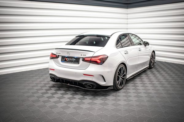 Mercedes-Benz a 35 AMG Sedan V177 - Aileron vidro traseiro | ME-A-177-35-S-H1G | Produto Maxton Design distribuído por Unicartuning. Mercedes-Benz a 35 AMG Sedan V177 - Aileron vidro traseiro | ME-A-177-35-S-H1G | Produto Maxton Design distribuído por Unicartuning.