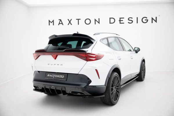 Cupra Formentor Mk1 - Aileron superior / Extensão 3D | CU-FO-1-CAP2G | Produto Maxton Design distribuído por Unicartuning. Cupra Formentor Mk1 - Aileron superior / Extensão 3D | CU-FO-1-CAP2G | Produto Maxton Design distribuído por Unicartuning.