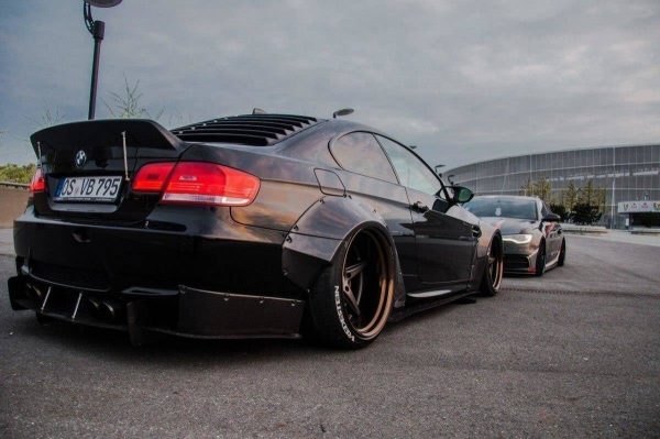 BMW M3 E92 / E93 (modelo Pre-facelift) - Kit Largo / Wide bodykit | BM-3-92-M-BK1 | Produto Maxton Design distribuído por Unicartuning.