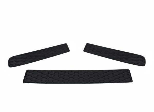 Audi A4 B5 LimAvant (94-00) - Grelhas do Para-choques Trás RS4 (1)