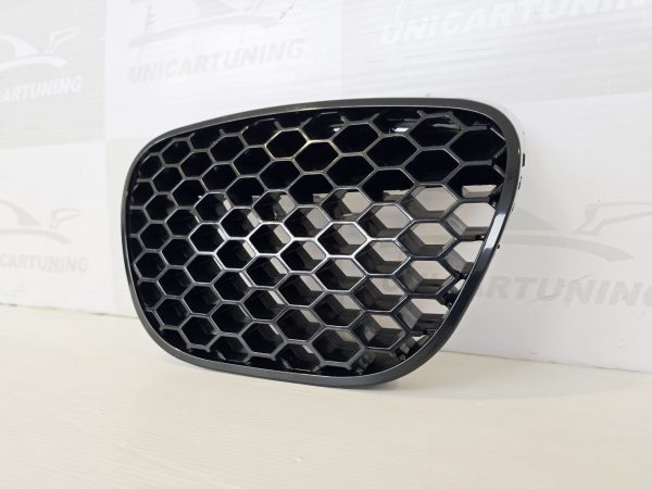 Seat Ibiza 6L (06-08) - Grelha Frontal Favo de Mel V (3)