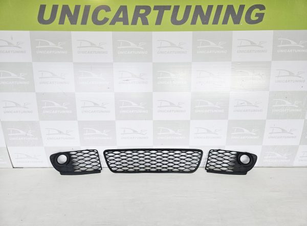 Audi A4 B5 LimAvant (94-00) - Conjunto de Grelhas Audi A4 B5 RS4 (1)