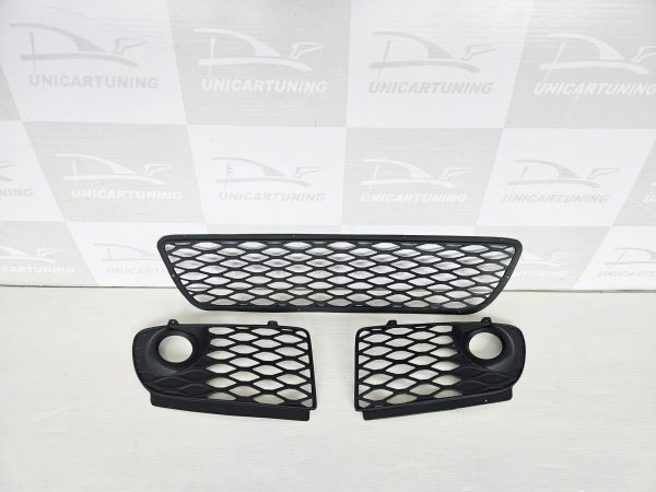 Audi A4 B5 LimAvant (94-00) - Conjunto de Grelhas Audi A4 B5 RS4 (4)