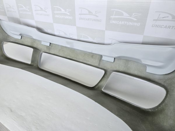 Audi A4 B5 (94-00) - Apoio para reforço Frente Look RS4 (2) Audi A4 B5 (94-00) - Apoio para reforço Frente Look RS4 (2)