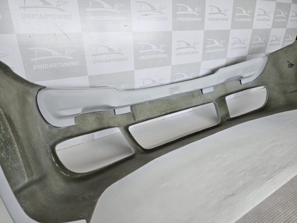 Audi A4 B5 (94-00) - Apoio para reforço Frente Look RS4 (3) Audi A4 B5 (94-00) - Apoio para reforço Frente Look RS4 (3)